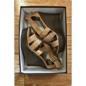 Size 8 Brown Express Wedge Heels